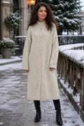 Lange Strickjacke mit Knopfdetails